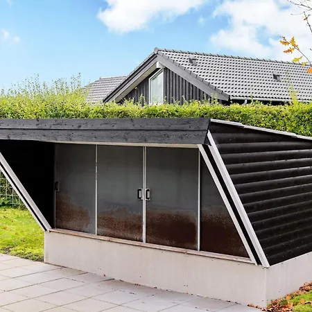 Σπίτι διακοπών 10 Person In Hadsund-by Traum