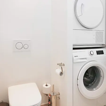 10 Person In Hadsund-by Traum