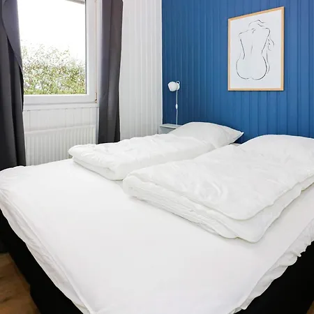 4 Star In 度假居 Hadsund
