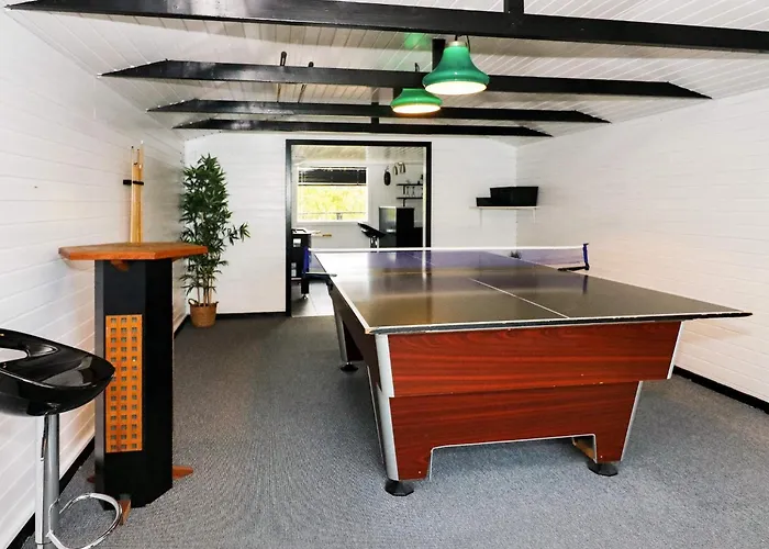 10 Person In Hadsund-by Traum Hadsund