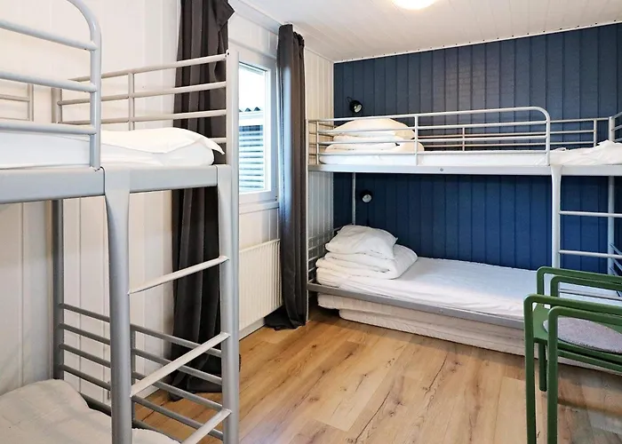 10 Person In Hadsund-by Traum * Hadsund